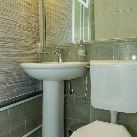 Parlament アパート *